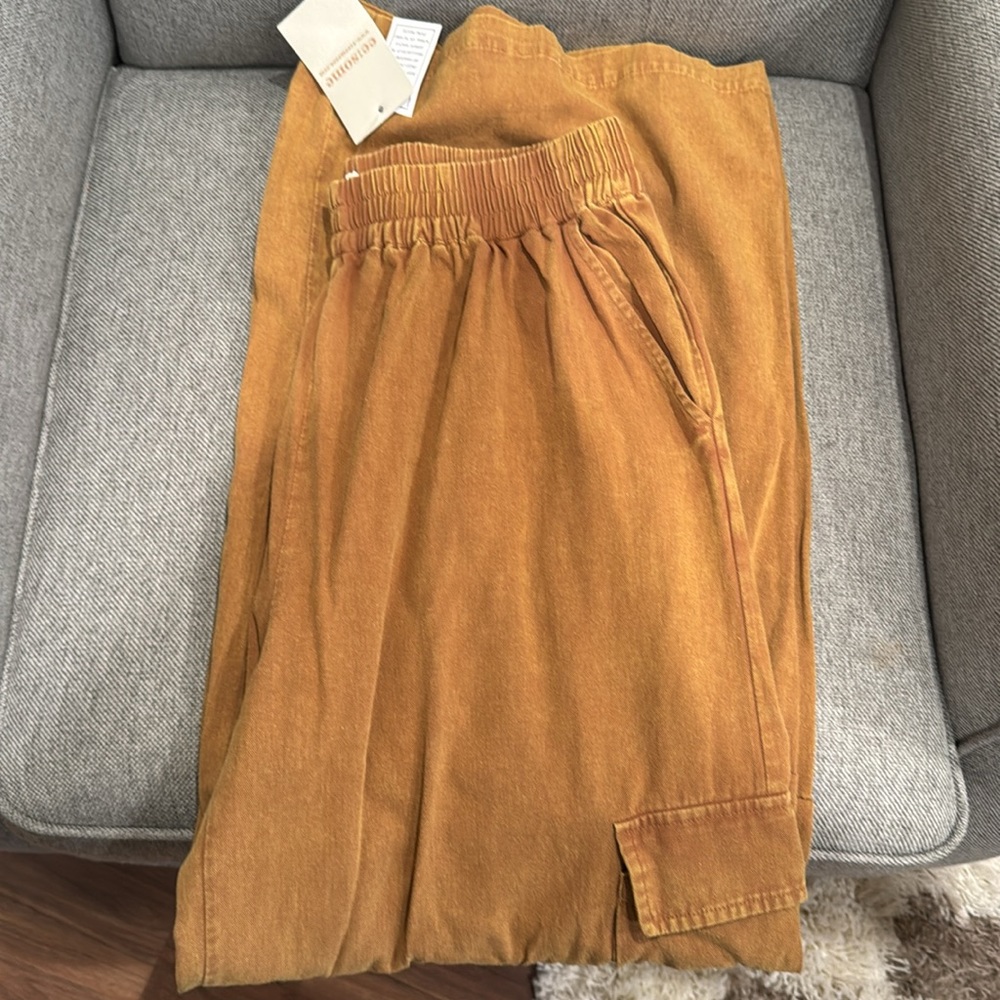 ee:some Women's khaki cargo trousers size Large - Picture 5 of 5